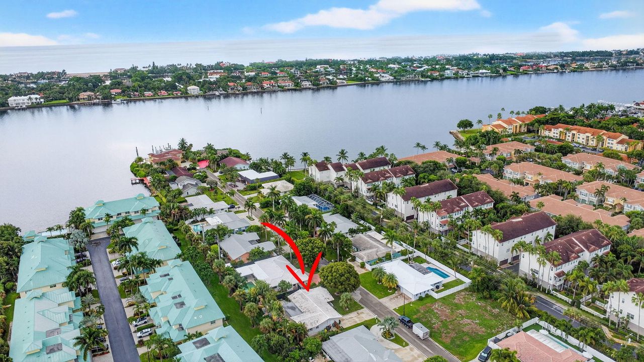 待售: $699,990 (3 贝兹, 2 浴室, 1646 平方英尺)