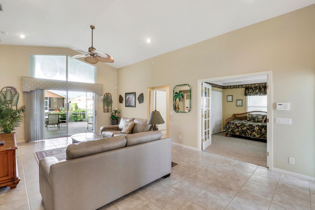 На продажу: $399,999 (3 спален, 2 ванн, 1485 Квадратных фут)