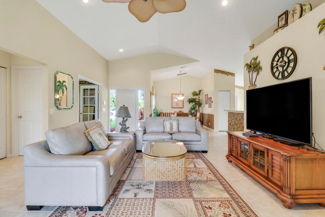 На продажу: $399,999 (3 спален, 2 ванн, 1485 Квадратных фут)