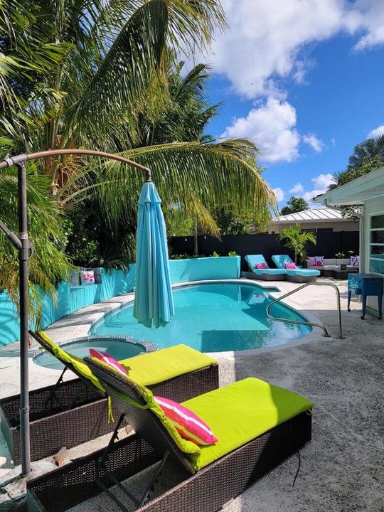 待售: $699,990 (3 贝兹, 2 浴室, 1646 平方英尺)