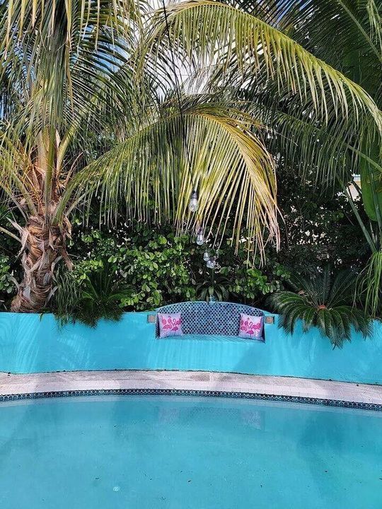 待售: $699,990 (3 贝兹, 2 浴室, 1646 平方英尺)