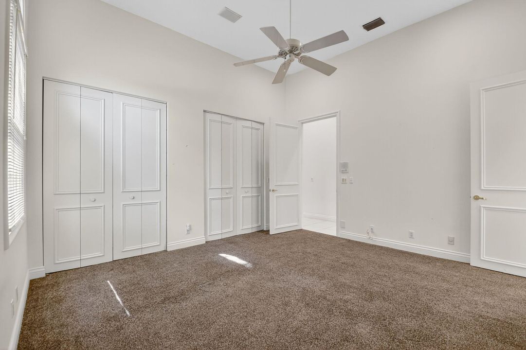 Под контрактом: $1,699,000 (5 спален, 3 ванн, 5019 Квадратных фут)