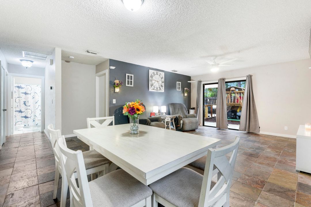 Active With Contract: $350,000 (2 beds, 2 baths, 1170 Square Feet)