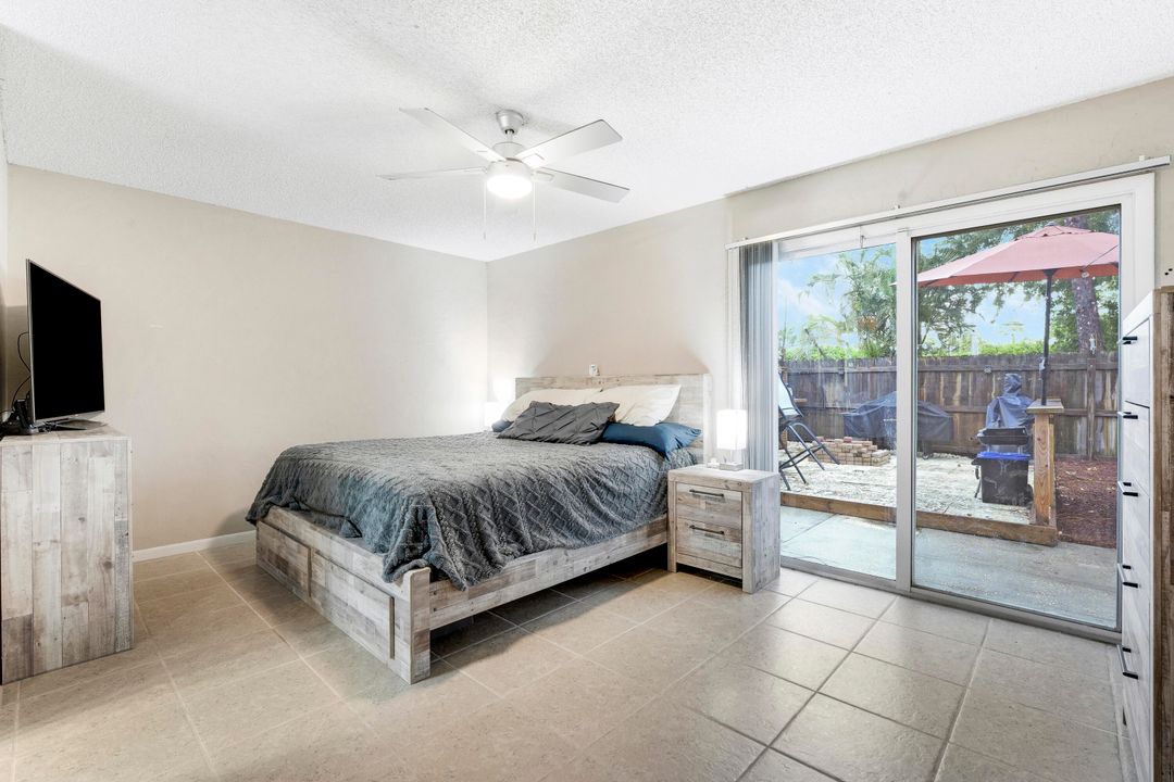 Active With Contract: $350,000 (2 beds, 2 baths, 1170 Square Feet)