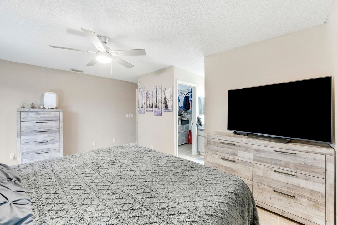 Active With Contract: $350,000 (2 beds, 2 baths, 1170 Square Feet)