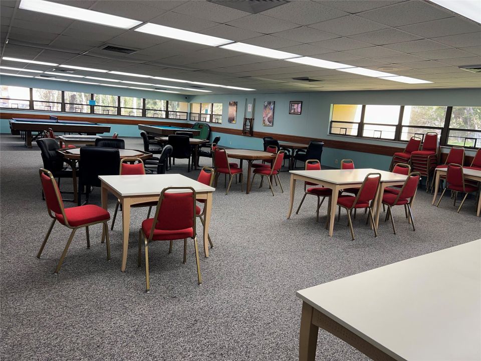 Active With Contract: $99,000 (2 beds, 2 baths, 880 Square Feet)