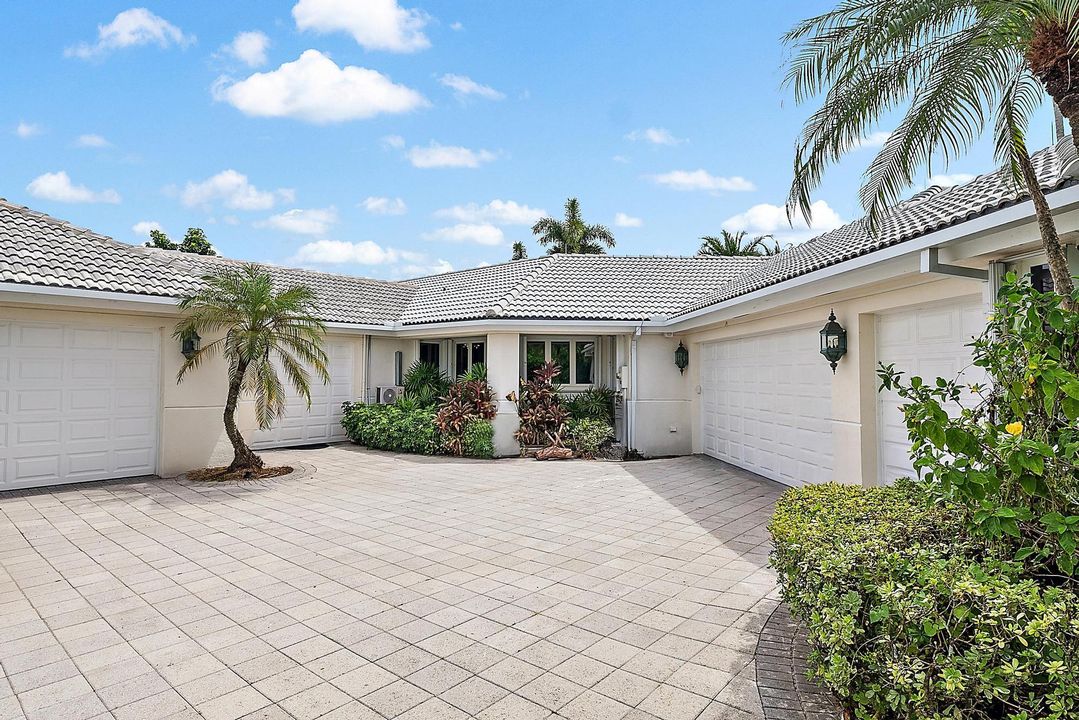 For Sale: $2,999,000 (4 beds, 5 baths, 5308 Square Feet)