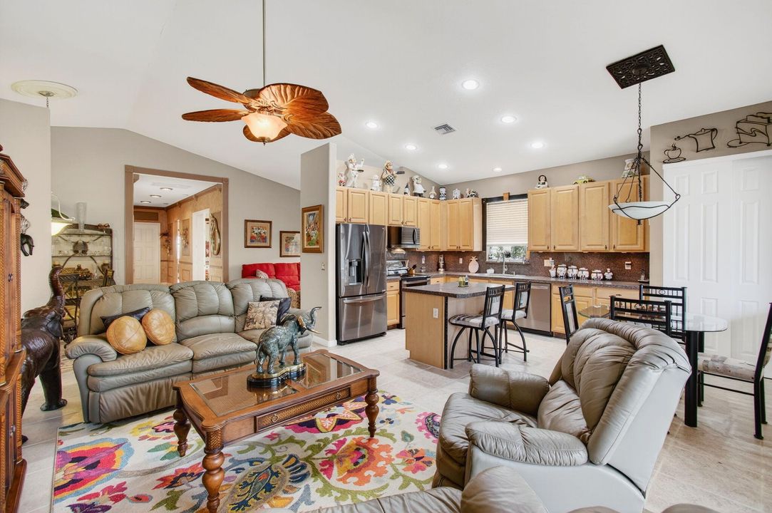 Active With Contract: $469,500 (3 beds, 2 baths, 1981 Square Feet)