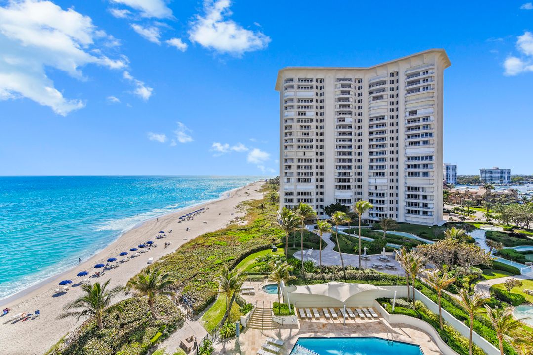 Active With Contract: $1,549,000 (2 beds, 2 baths, 1446 Square Feet)