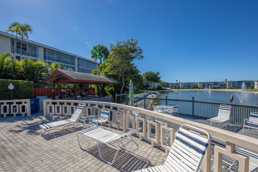 Active With Contract: $59,000 (1 beds, 1 baths, 894 Square Feet)