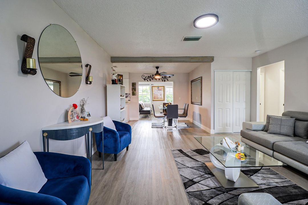 Active With Contract: $499,000 (3 beds, 3 baths, 1702 Square Feet)