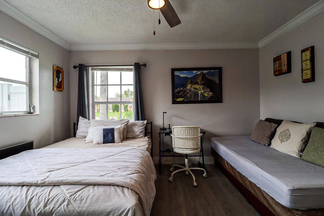 Active With Contract: $499,000 (3 beds, 3 baths, 1702 Square Feet)