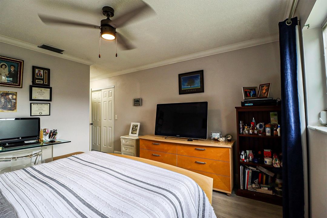 Active With Contract: $499,000 (3 beds, 3 baths, 1702 Square Feet)