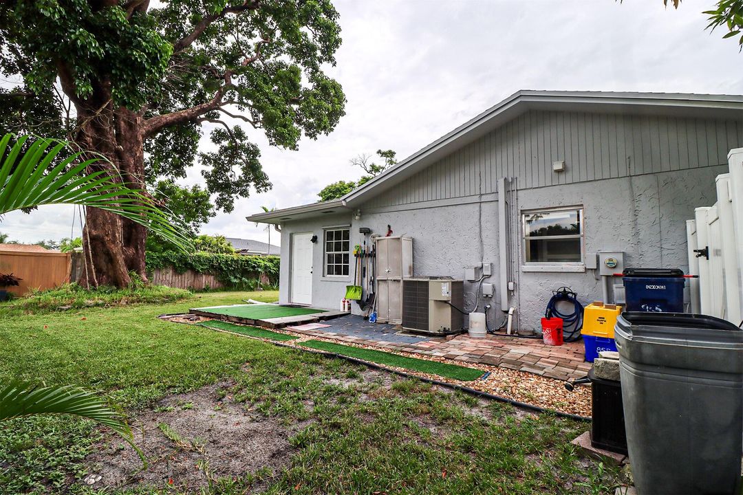 Active With Contract: $499,000 (3 beds, 3 baths, 1702 Square Feet)