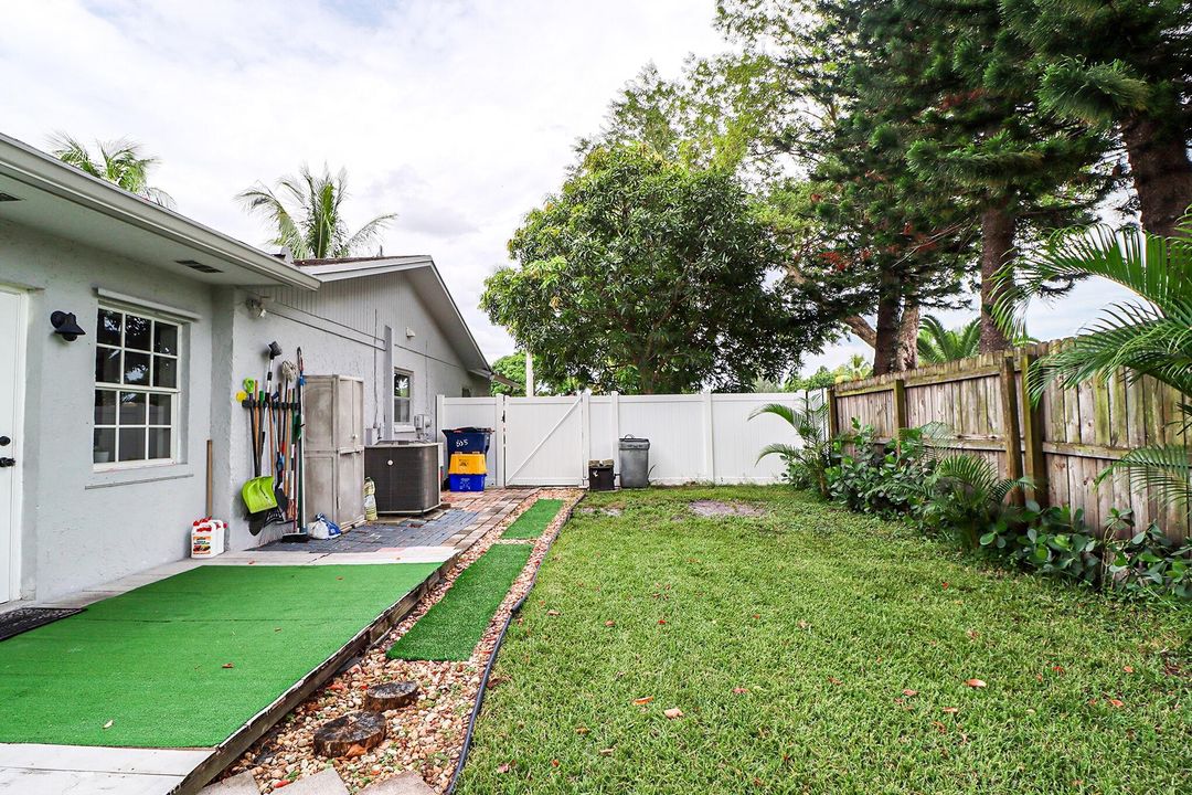 Active With Contract: $499,000 (3 beds, 3 baths, 1702 Square Feet)