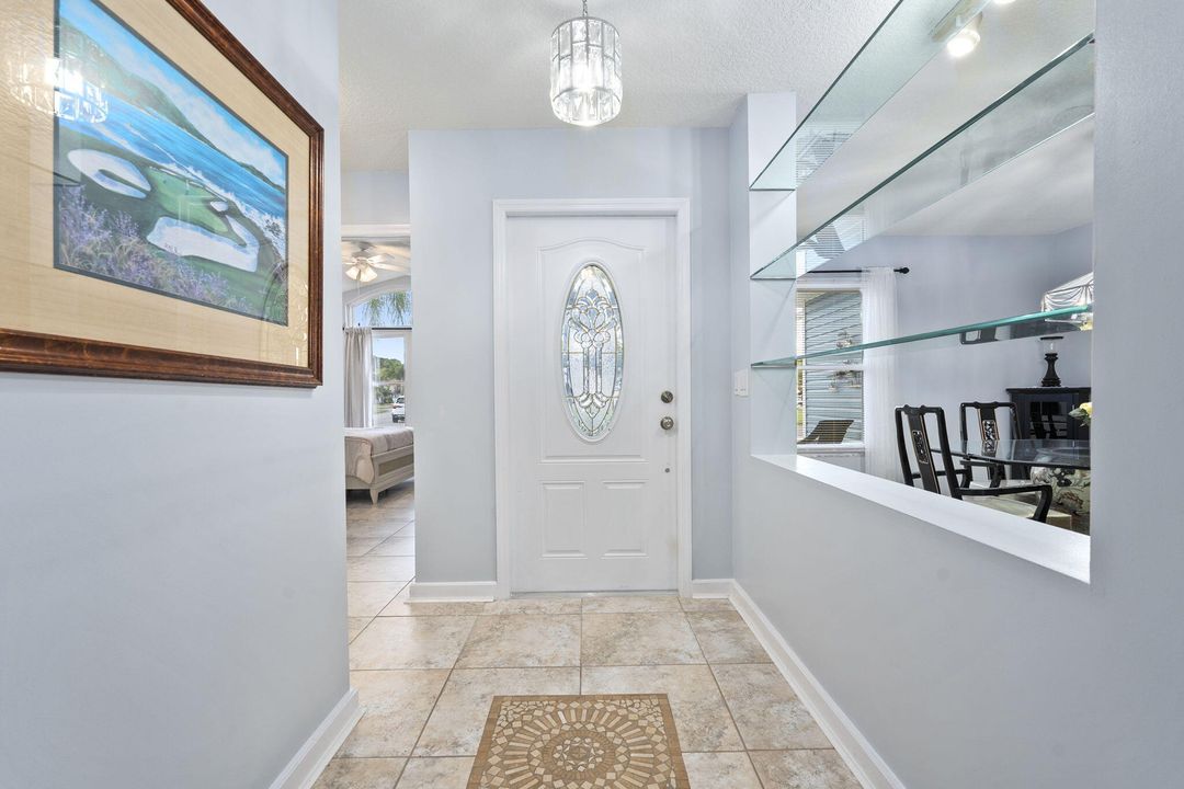 Active With Contract: $315,000 (2 beds, 2 baths, 1450 Square Feet)