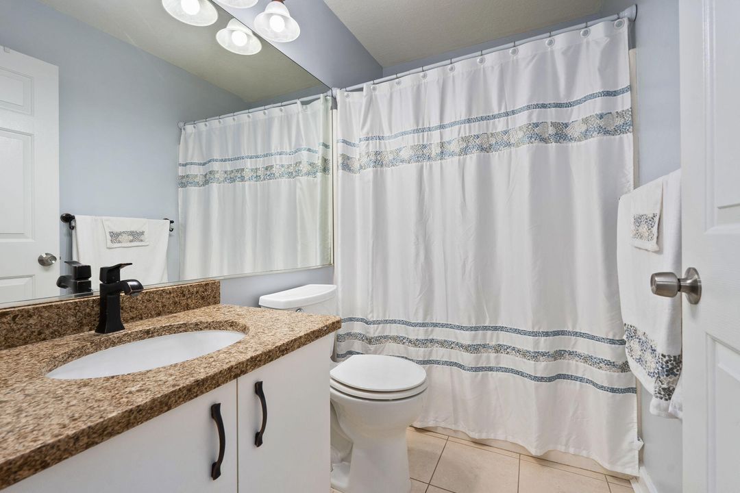 Active With Contract: $315,000 (2 beds, 2 baths, 1450 Square Feet)