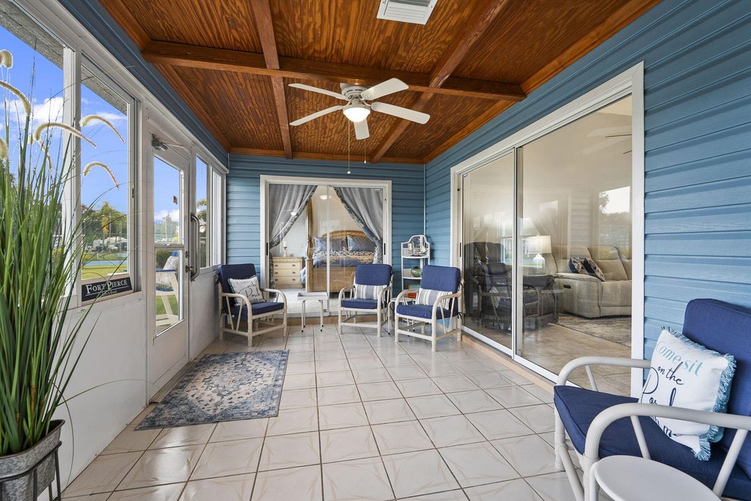 Active With Contract: $315,000 (2 beds, 2 baths, 1450 Square Feet)