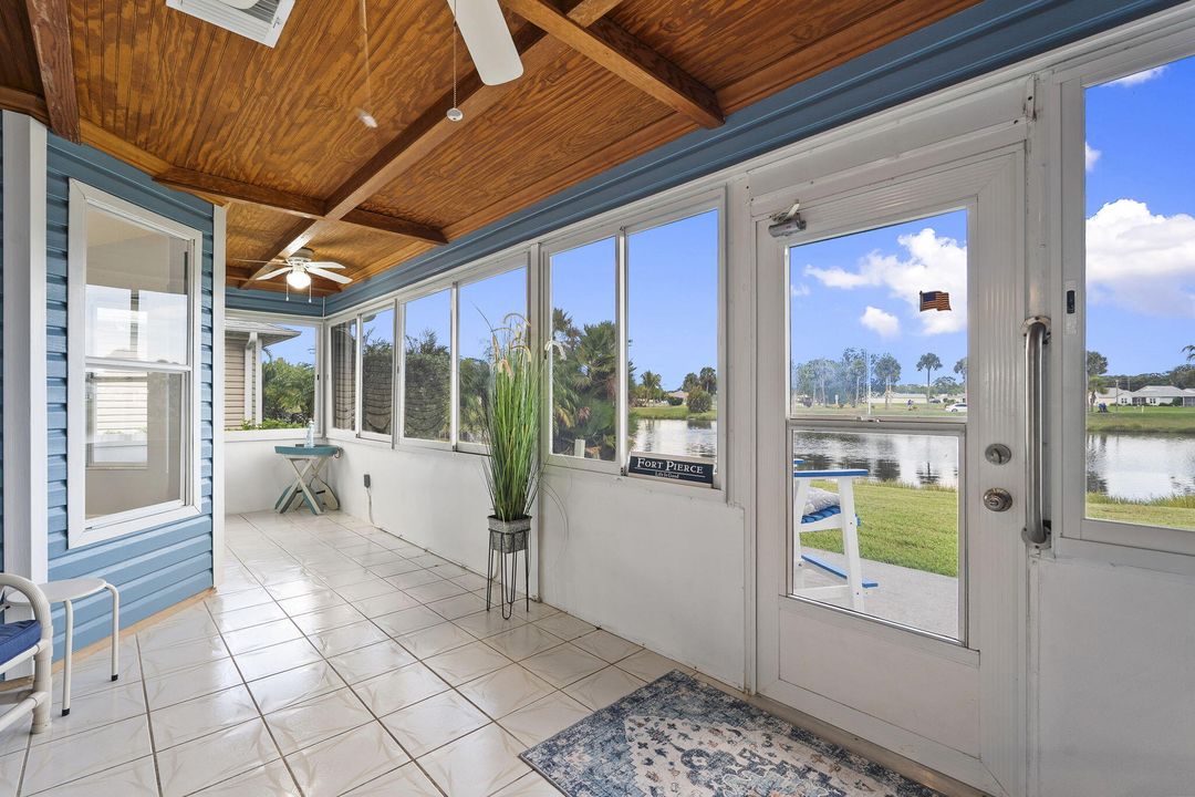 Active With Contract: $315,000 (2 beds, 2 baths, 1450 Square Feet)