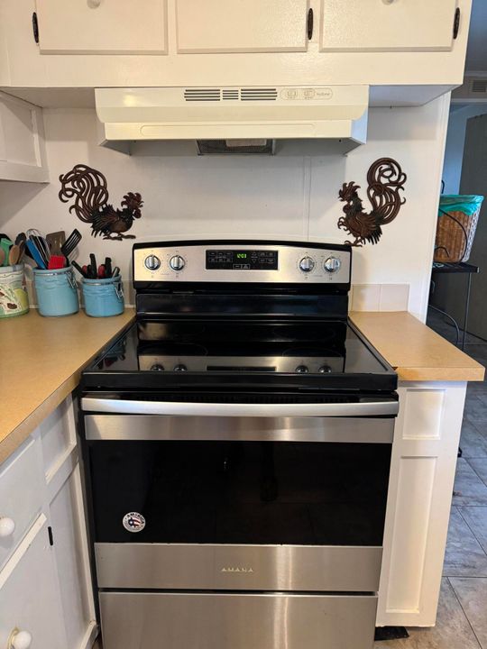 На продажу: $25,000 (2 спален, 2 ванн, 1248 Квадратных фут)