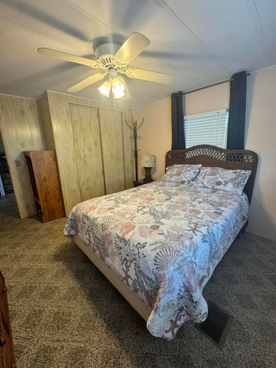 На продажу: $25,000 (2 спален, 2 ванн, 1248 Квадратных фут)