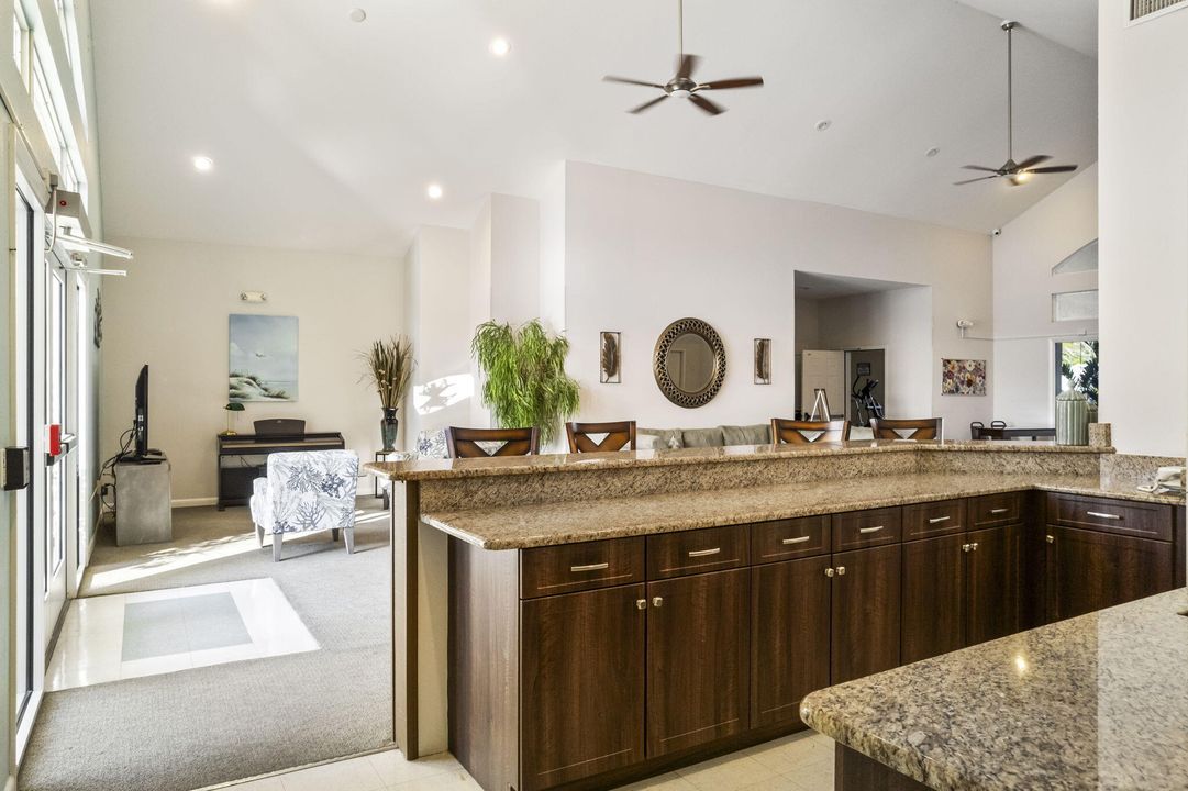 Active With Contract: $315,000 (2 beds, 2 baths, 1450 Square Feet)