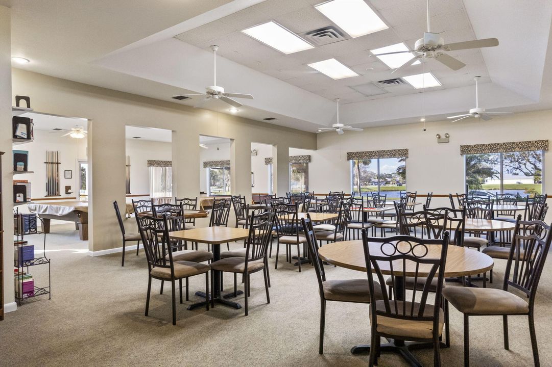 Active With Contract: $315,000 (2 beds, 2 baths, 1450 Square Feet)