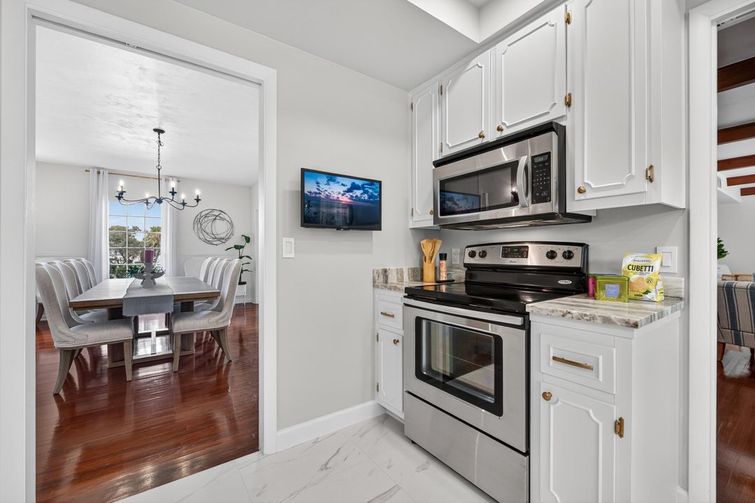 En Venta: $1,787,000 (6 camas, 5 baños, 4263 Pies cuadrados)