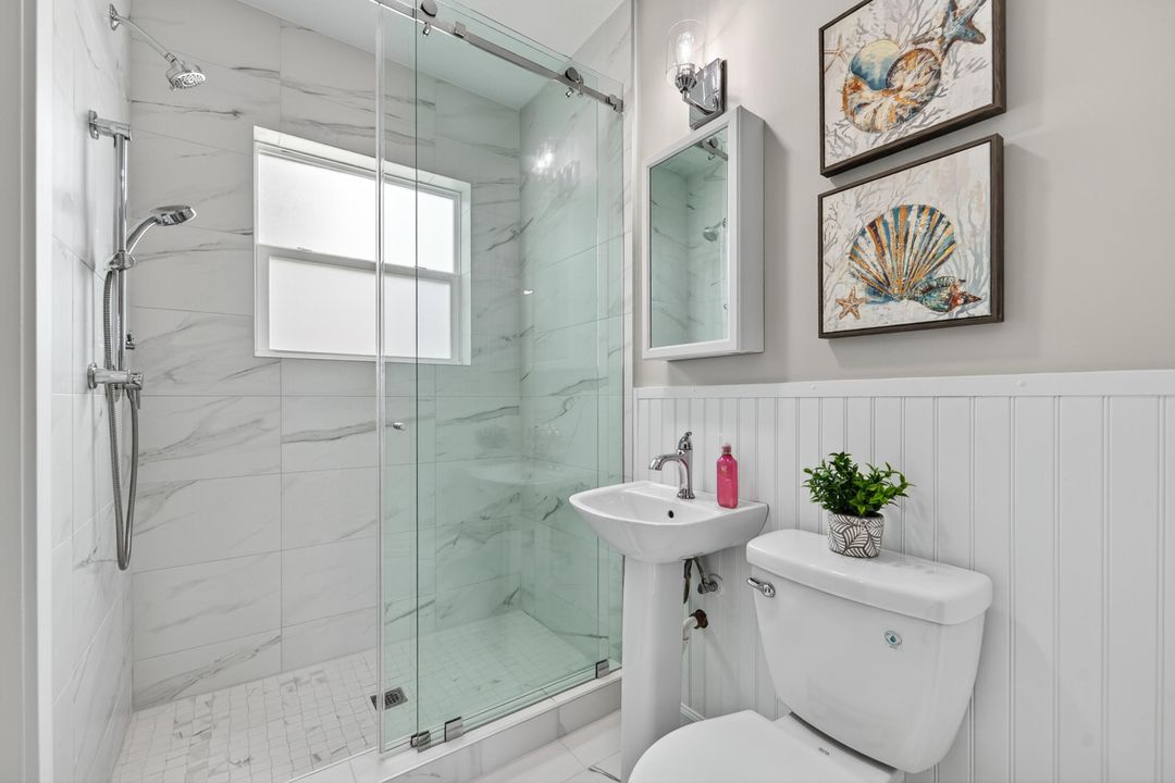 En Venta: $1,787,000 (6 camas, 5 baños, 4263 Pies cuadrados)