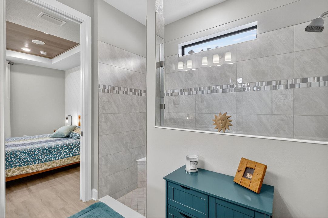 Activo con contrato: $549,900 (3 camas, 2 baños, 2138 Pies cuadrados)