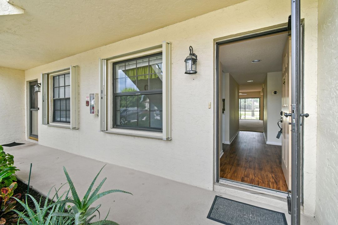 На продажу: $320,000 (2 спален, 2 ванн, 1178 Квадратных фут)