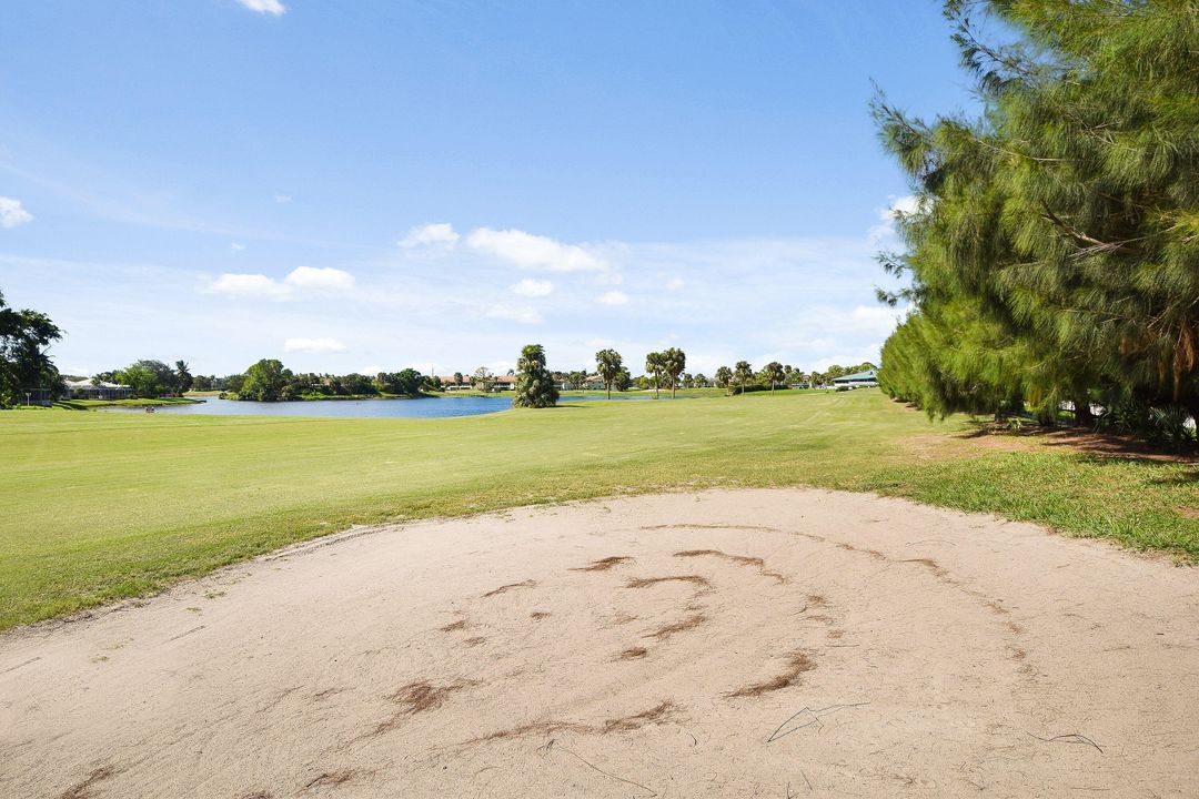 На продажу: $320,000 (2 спален, 2 ванн, 1178 Квадратных фут)