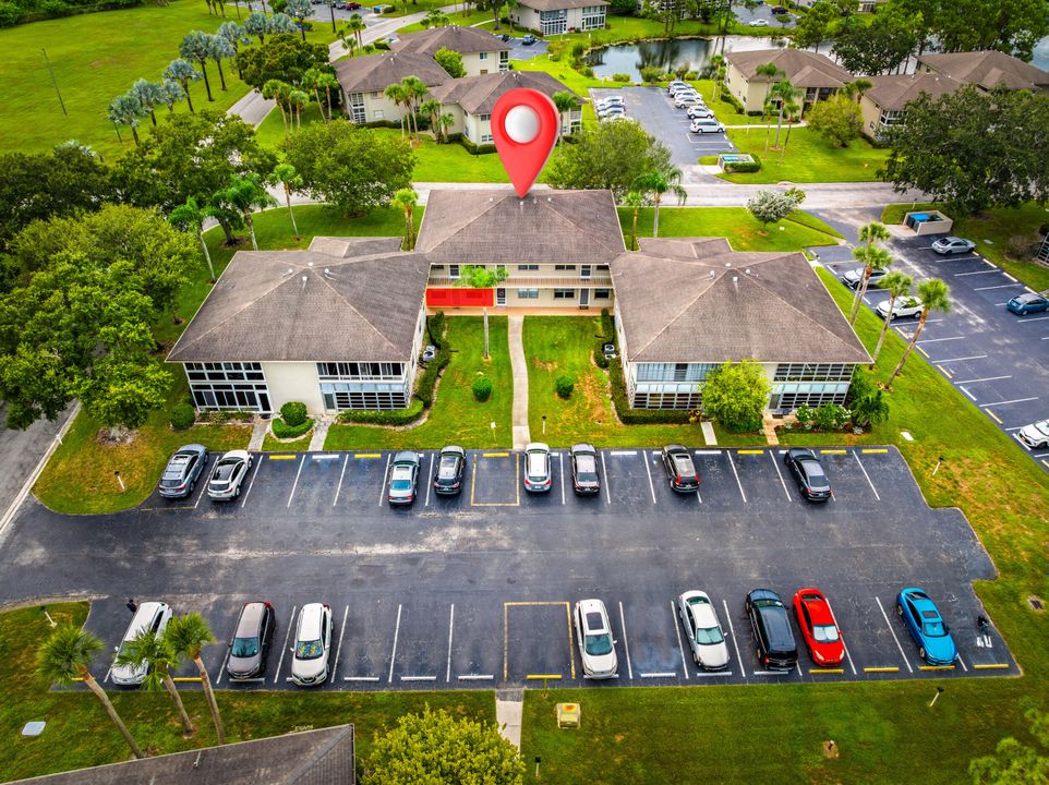 合同活跃: $125,000 (1 贝兹, 1 浴室, 800 平方英尺)