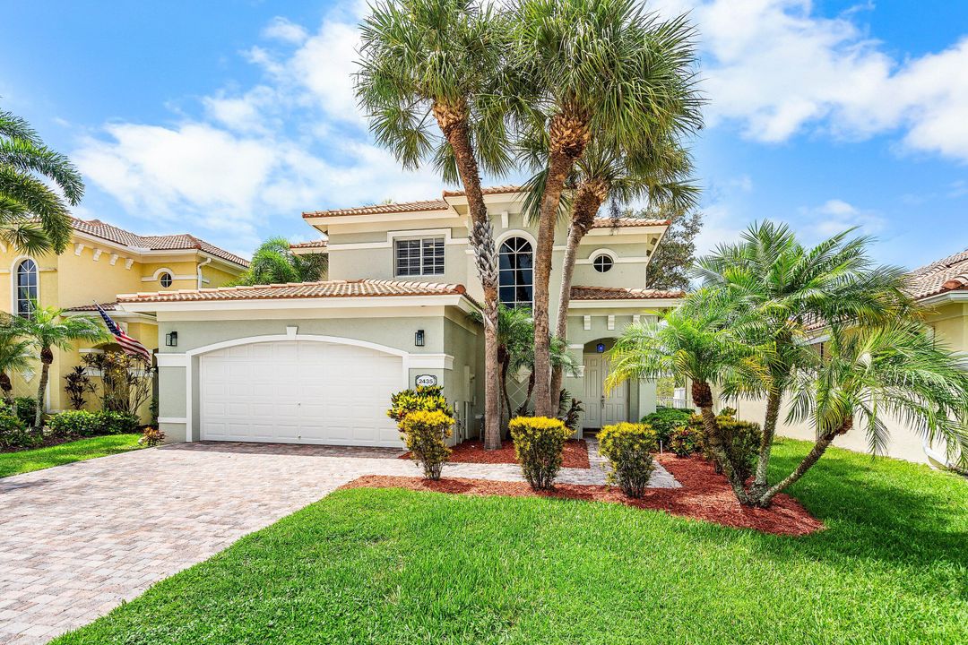 For Sale: $559,000 (3 beds, 2 baths, 1900 Square Feet)