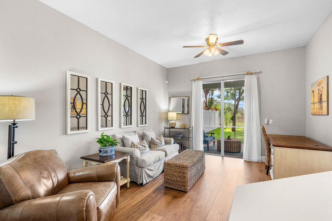 For Sale: $559,000 (3 beds, 2 baths, 1900 Square Feet)