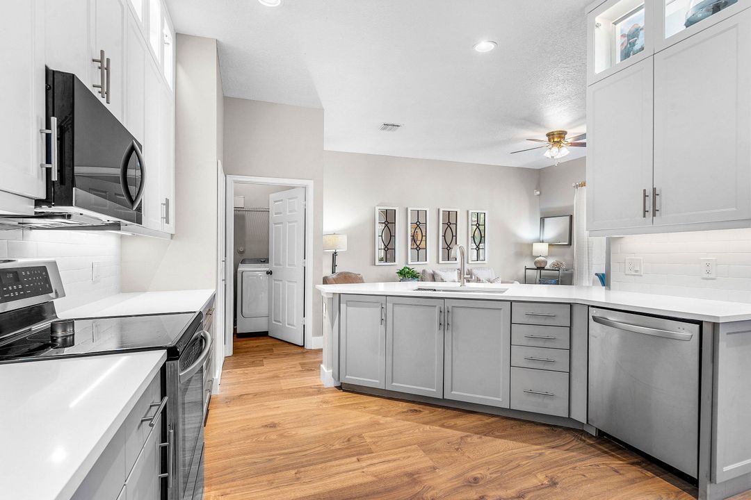 For Sale: $559,000 (3 beds, 2 baths, 1900 Square Feet)