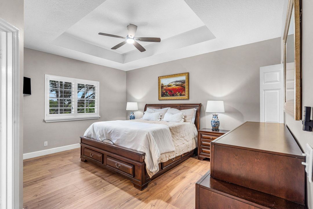 For Sale: $559,000 (3 beds, 2 baths, 1900 Square Feet)