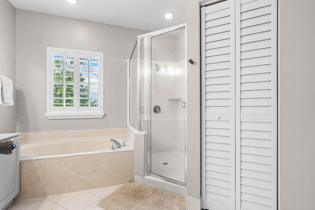 For Sale: $559,000 (3 beds, 2 baths, 1900 Square Feet)