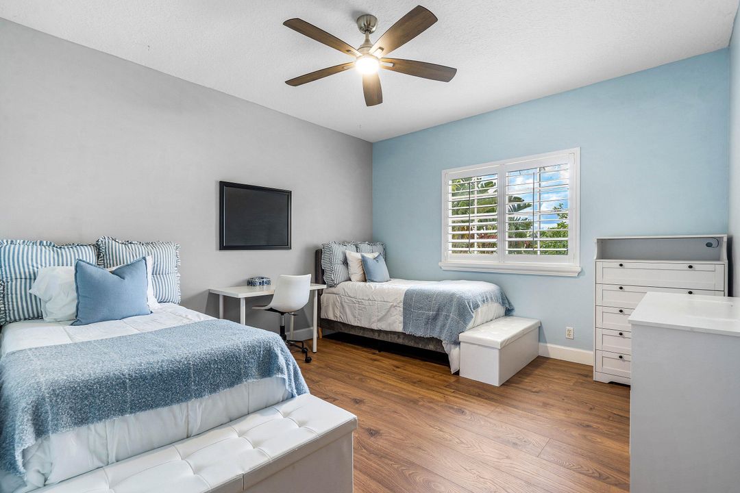 For Sale: $559,000 (3 beds, 2 baths, 1900 Square Feet)