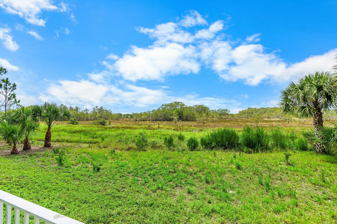 For Sale: $559,000 (3 beds, 2 baths, 1900 Square Feet)