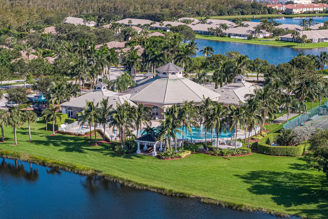 For Sale: $559,000 (3 beds, 2 baths, 1900 Square Feet)