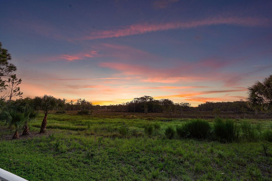 For Sale: $559,000 (3 beds, 2 baths, 1900 Square Feet)