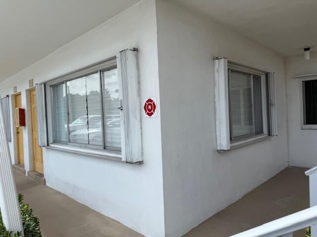 For Sale: $87,700 (1 beds, 1 baths, 612 Square Feet)