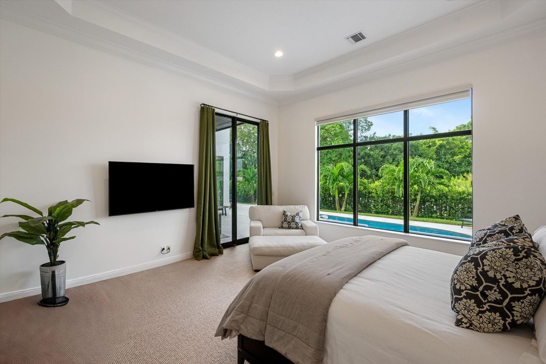 En Venta: $2,750,000 (5 camas, 5 baños, 4499 Pies cuadrados)