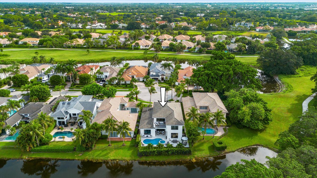 En Venta: $2,750,000 (5 camas, 5 baños, 4499 Pies cuadrados)