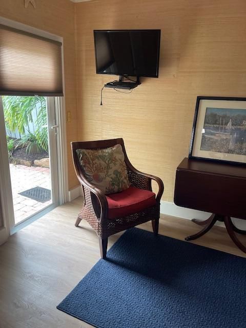 For Sale: $815,000 (3 beds, 2 baths, 1734 Square Feet)