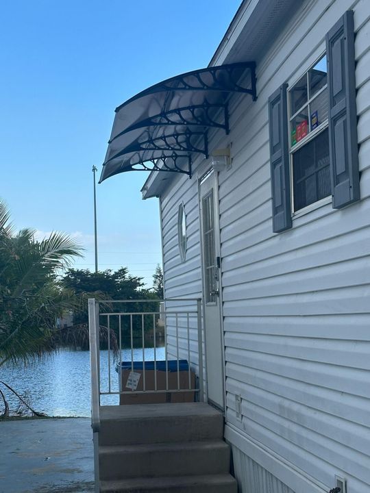 For Sale: $115,000 (3 beds, 3 baths, 1420 Square Feet)