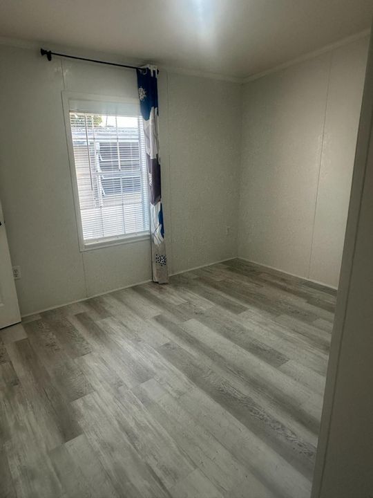 For Sale: $115,000 (3 beds, 3 baths, 1420 Square Feet)