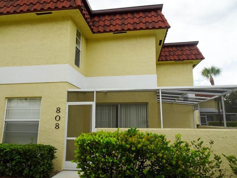 待售: $306,000 (2 贝兹, 2 浴室, 1240 平方英尺)