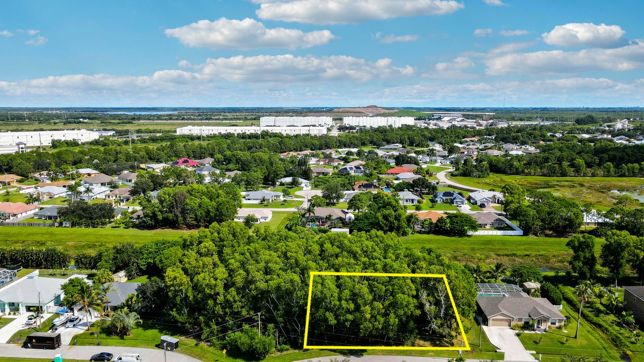 合同活跃: $159,000 (0 贝兹, 0 浴室, 0 平方英尺)